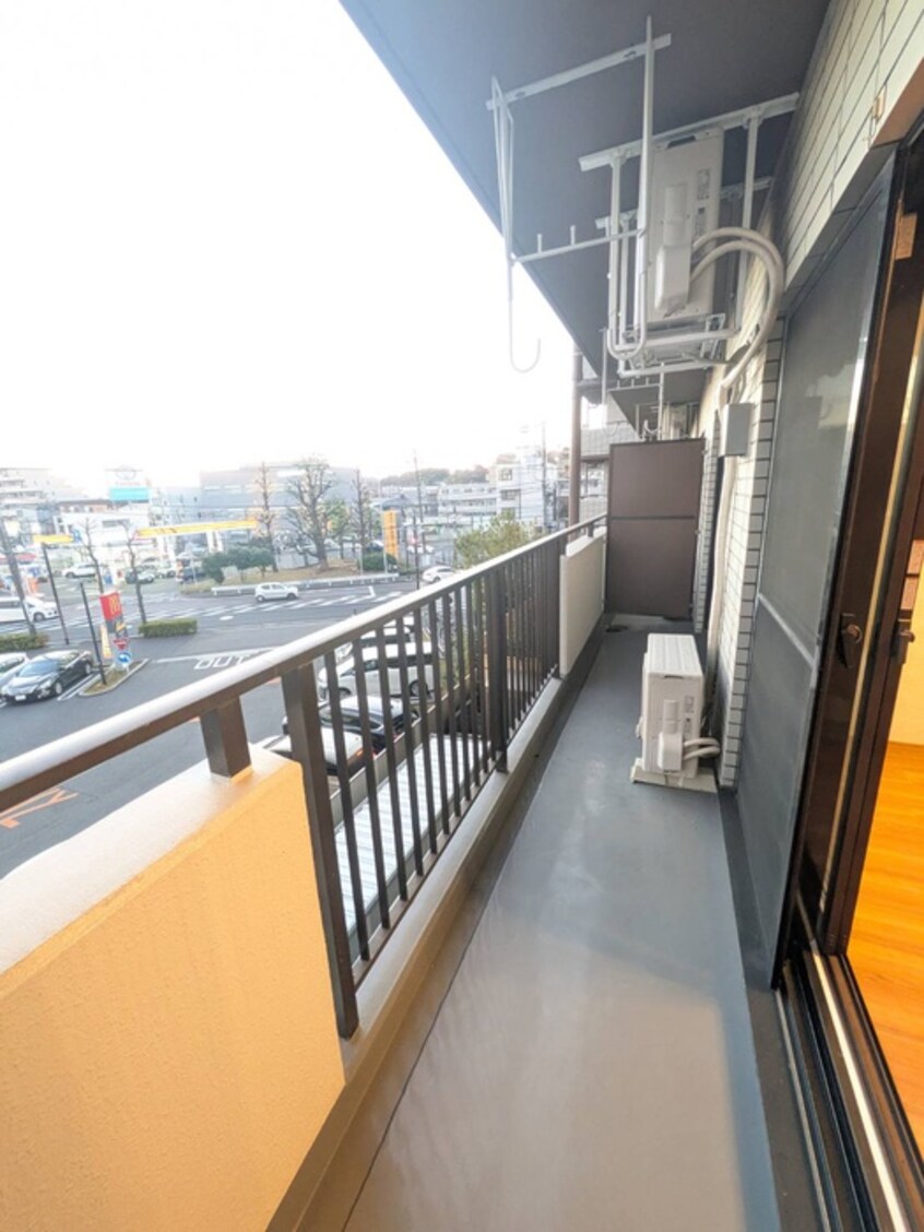 ベランダ・バルコニー 新川崎ロイヤルパレス