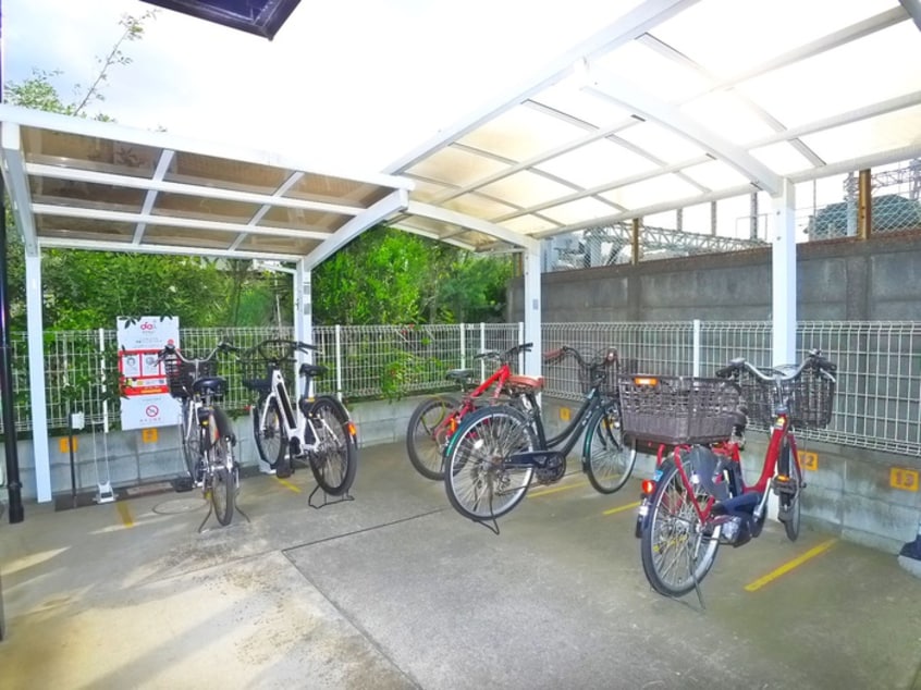 駐輪場 エターナル・テスタ