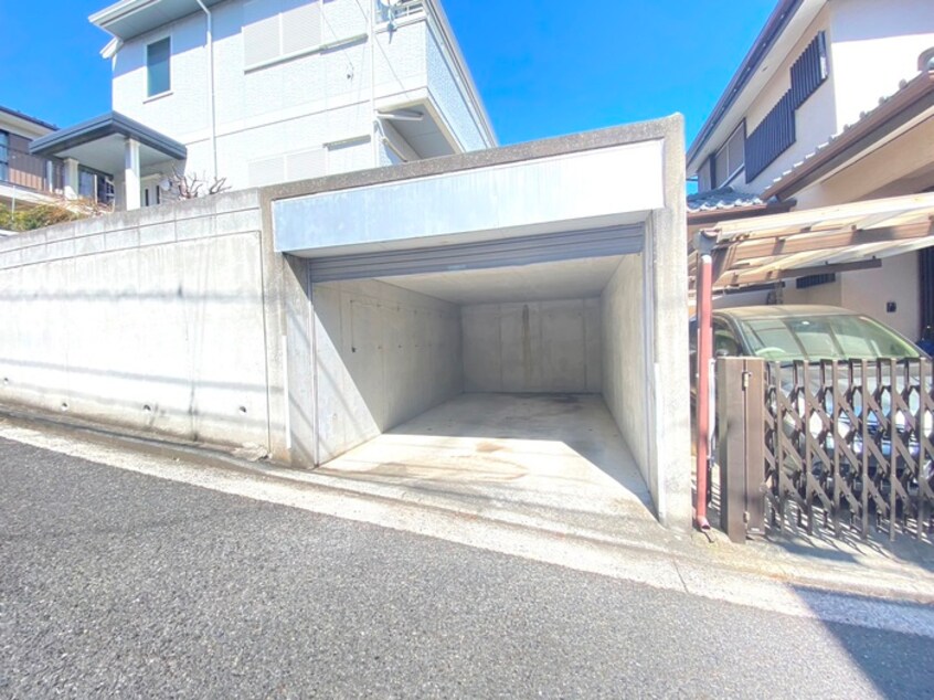 駐車場 六ツ川戸建