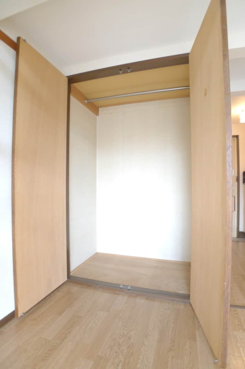 収納 ジュネスひばり