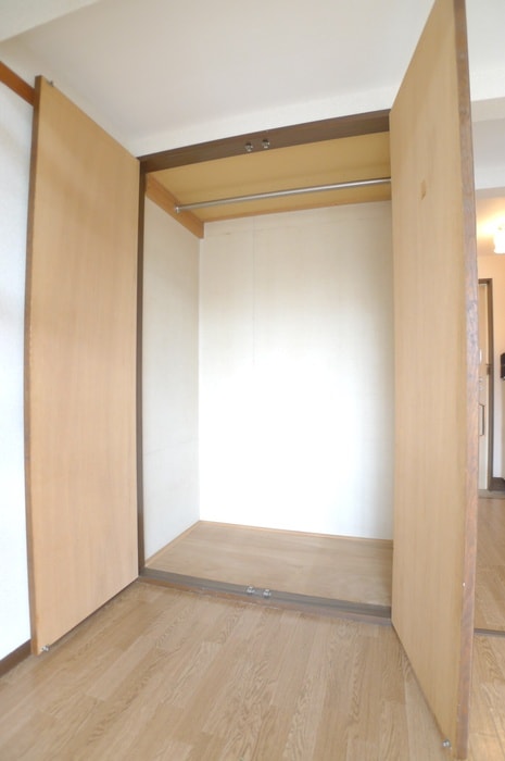 収納 ジュネスひばり