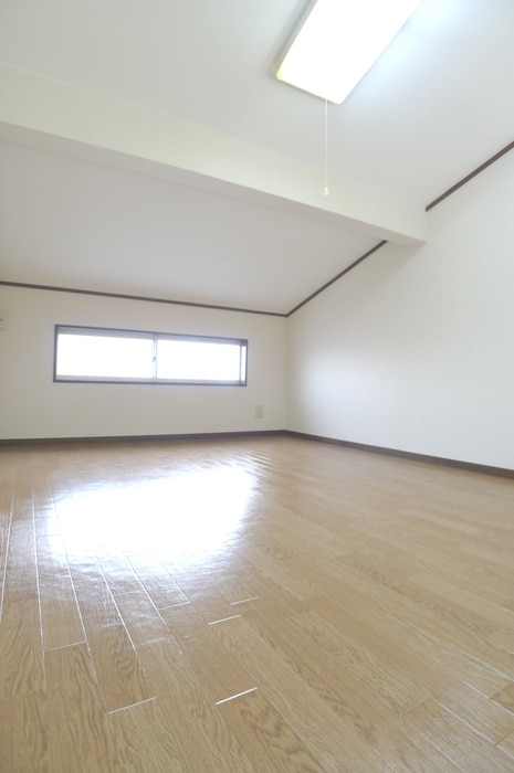 ロフト ジュネスひばり