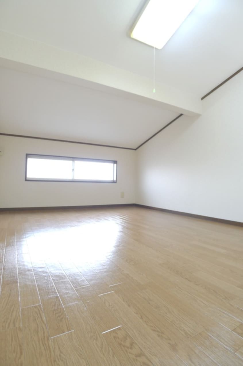 ロフト ジュネスひばり