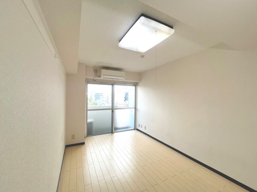 居室 東陽レンタカービル