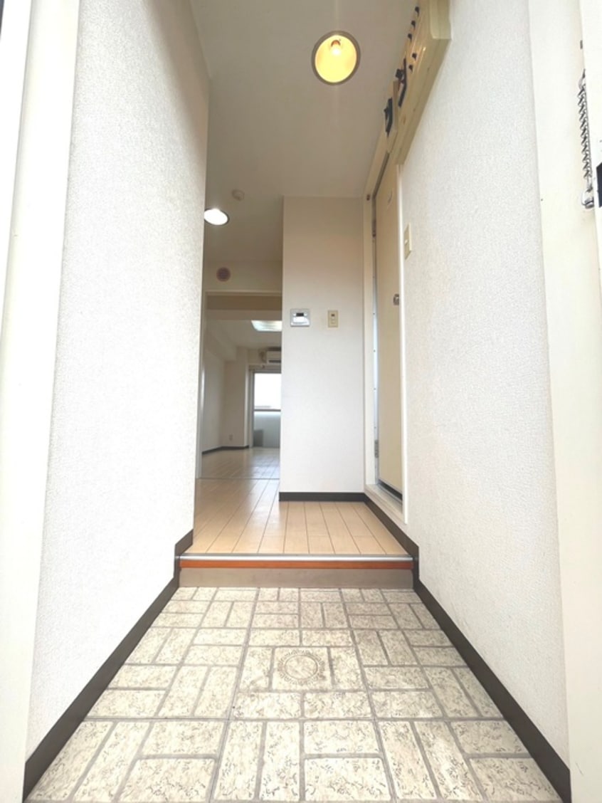 玄関 東陽レンタカービル