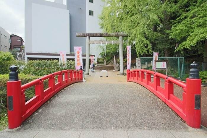 駒繁神社(公園)まで500m エンゼルハイム