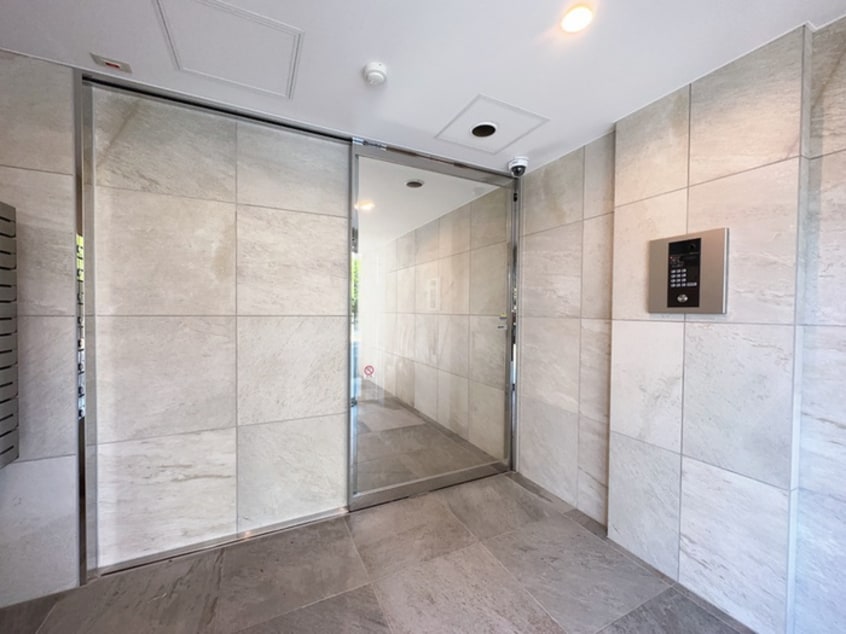 エントランス部分 ｱｲﾙﾌﾟﾚﾐｱﾑ東京府中（603）