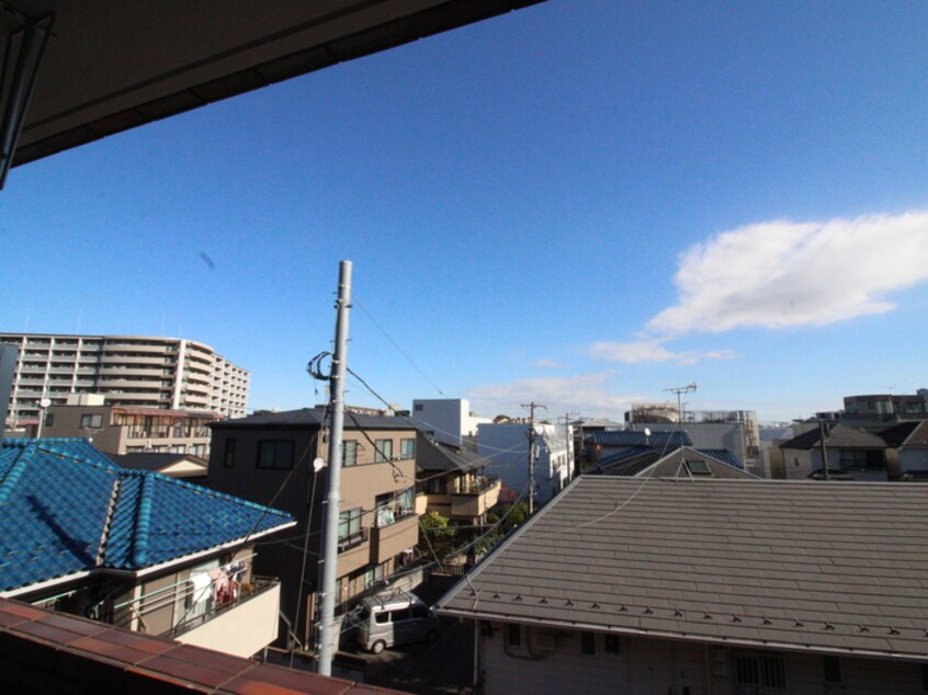 室内からの展望 セシーズイシイ18