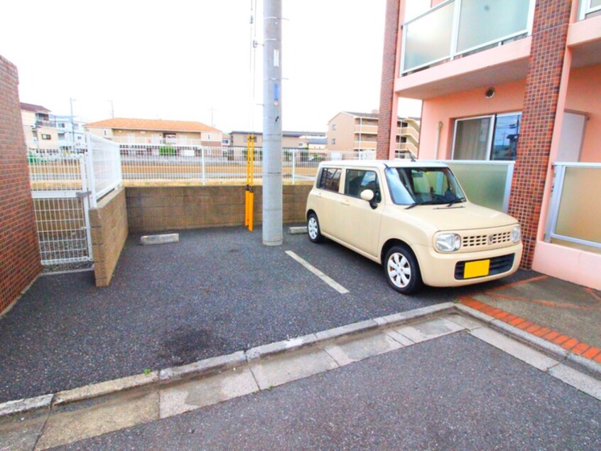 駐車場 ロバート