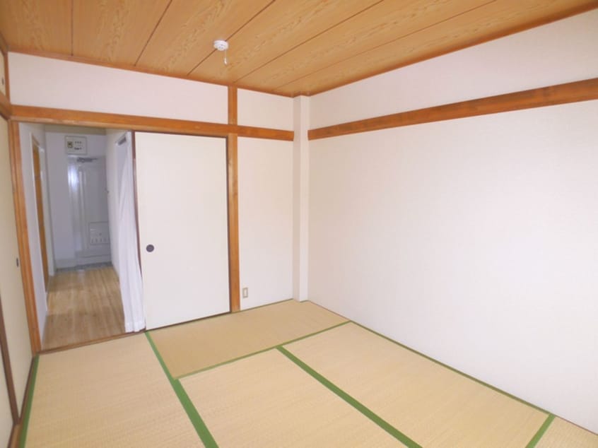 居室 メゾン高千穂