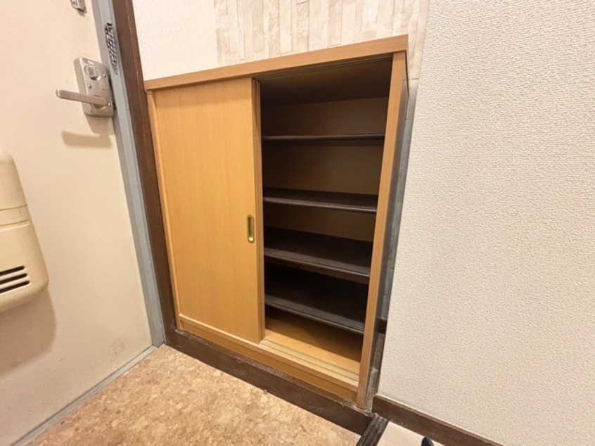 靴箱 リバーサイドハウス