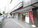 セブン-イレブン 六本木３丁目店(コンビニ)まで350m セントラルクリブ六本木Ⅱ