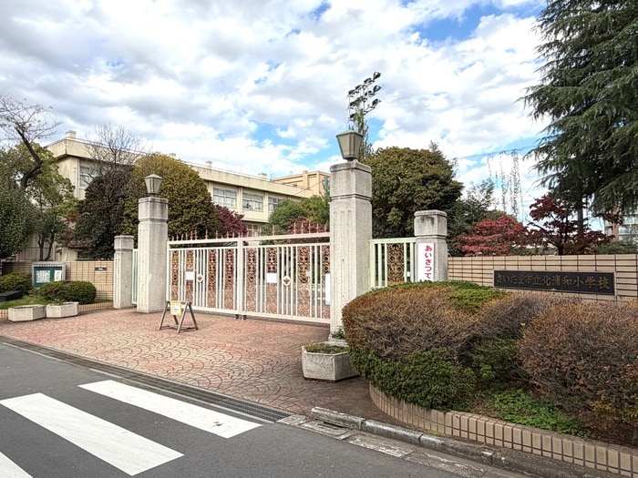 さいたま市立北浦和小学校(小学校)まで500m 第二ユーセーハイツ(1F)