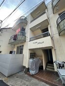 マンションスイングの外観