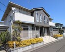 エル・ラヴィ－ヌＡの外観