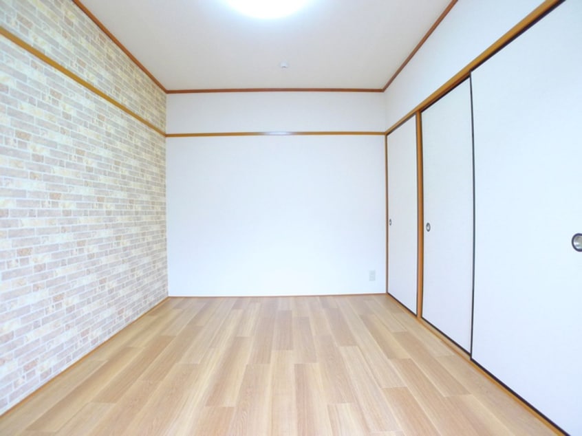 居室 マル惣ハイツ