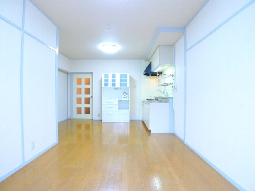 居室 マル惣ハイツ