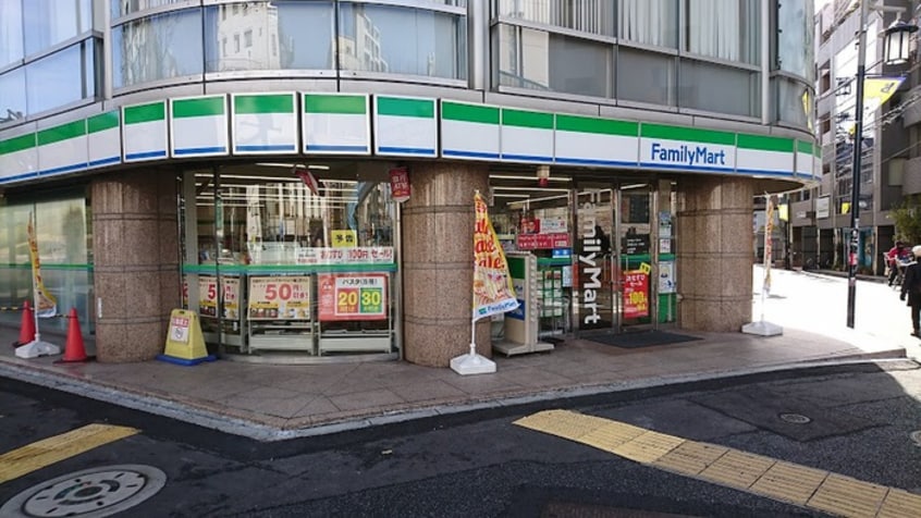 ファミリーマート 渋谷富ヶ谷一丁目店(コンビニ)まで290m ハイネス金丸