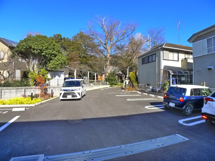 駐車場 ベルフィオーレ