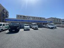 ローソン高田二丁目店(コンビニ)まで402m le jardin