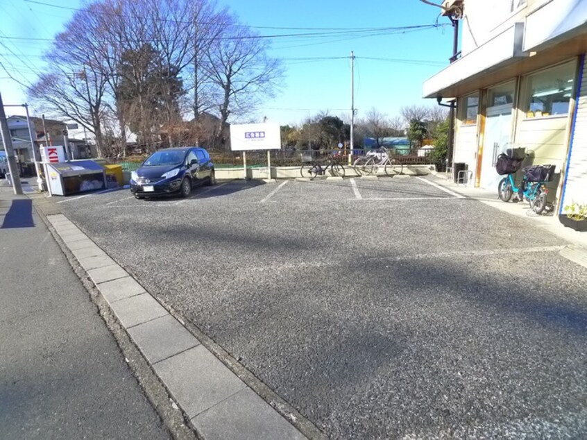 駐車場 サンクエスト