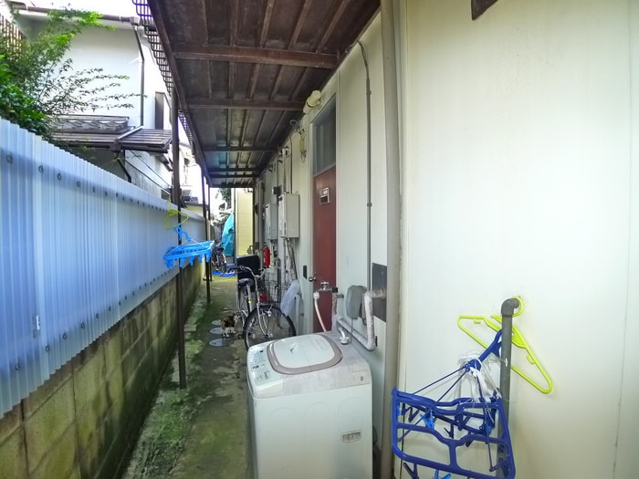 エントランス部分 八千代ハイツ