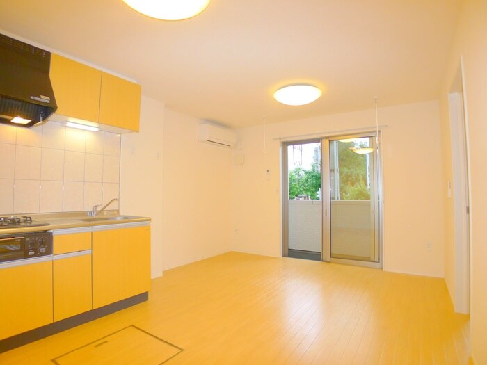 室内からの展望 リズ・プラトリー