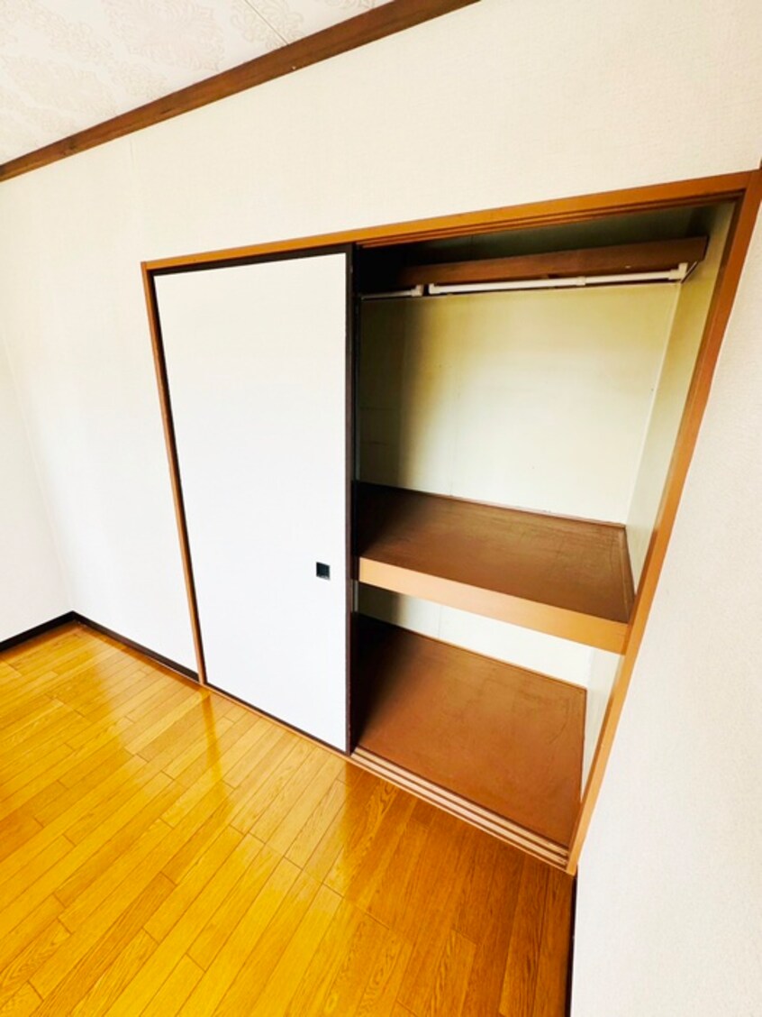 収納 メゾン栗の沢