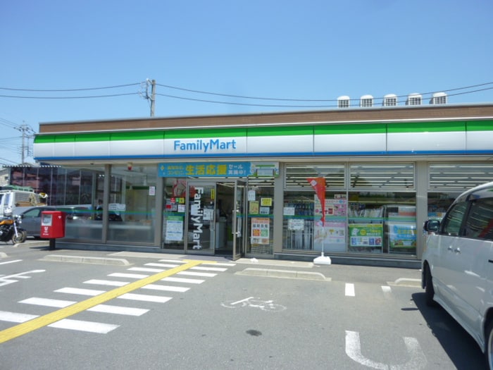 ファミリーマート飯能双柳店(コンビニ)まで173m 双葉ハイツ