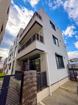 ビエナ・コ－ト