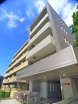 プレジール西新井