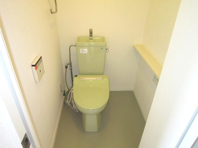 トイレ シンシア千駄木(1002)