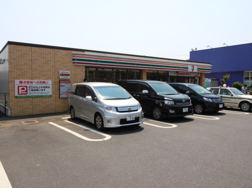 住吉町セブンイレブン(コンビニ)まで639m フェリオひばりが丘