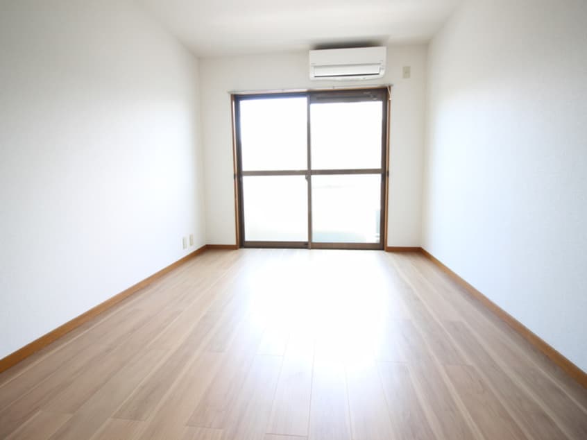 居室 プライムホームズ１３２