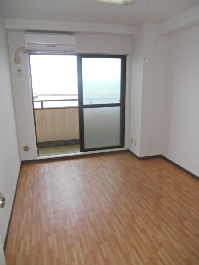 居室 マリンハイツ