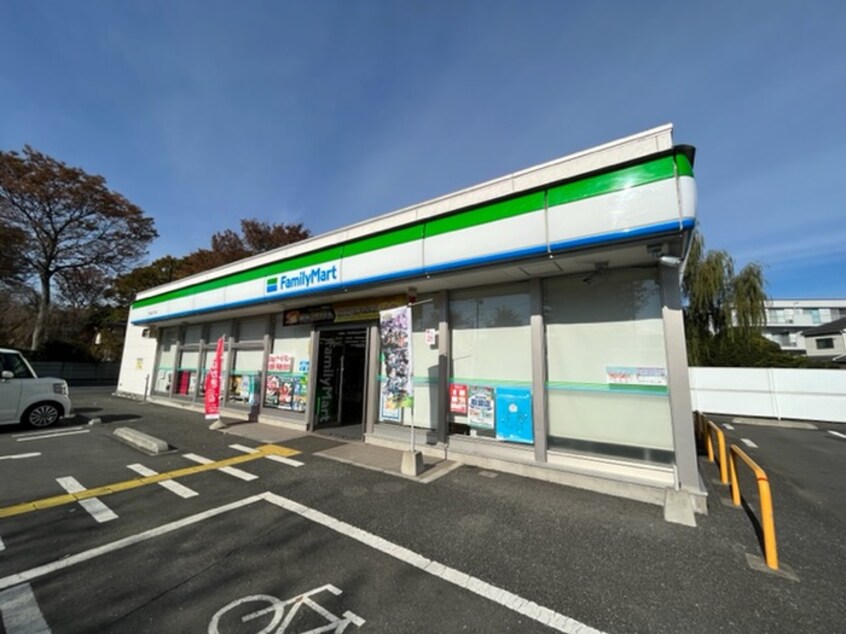 ファミリーマート狭山東三ツ木店(コンビニ)まで954m Mark Duo新狭山