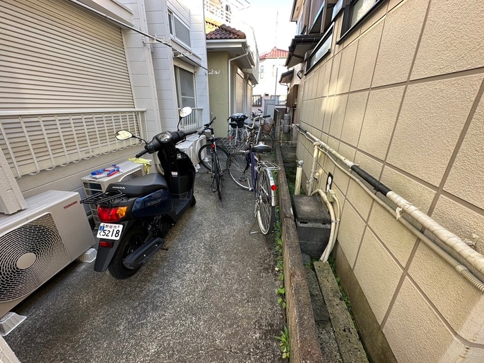 駐輪場 エトス北里