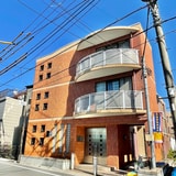 ロイヤルメゾン中丸