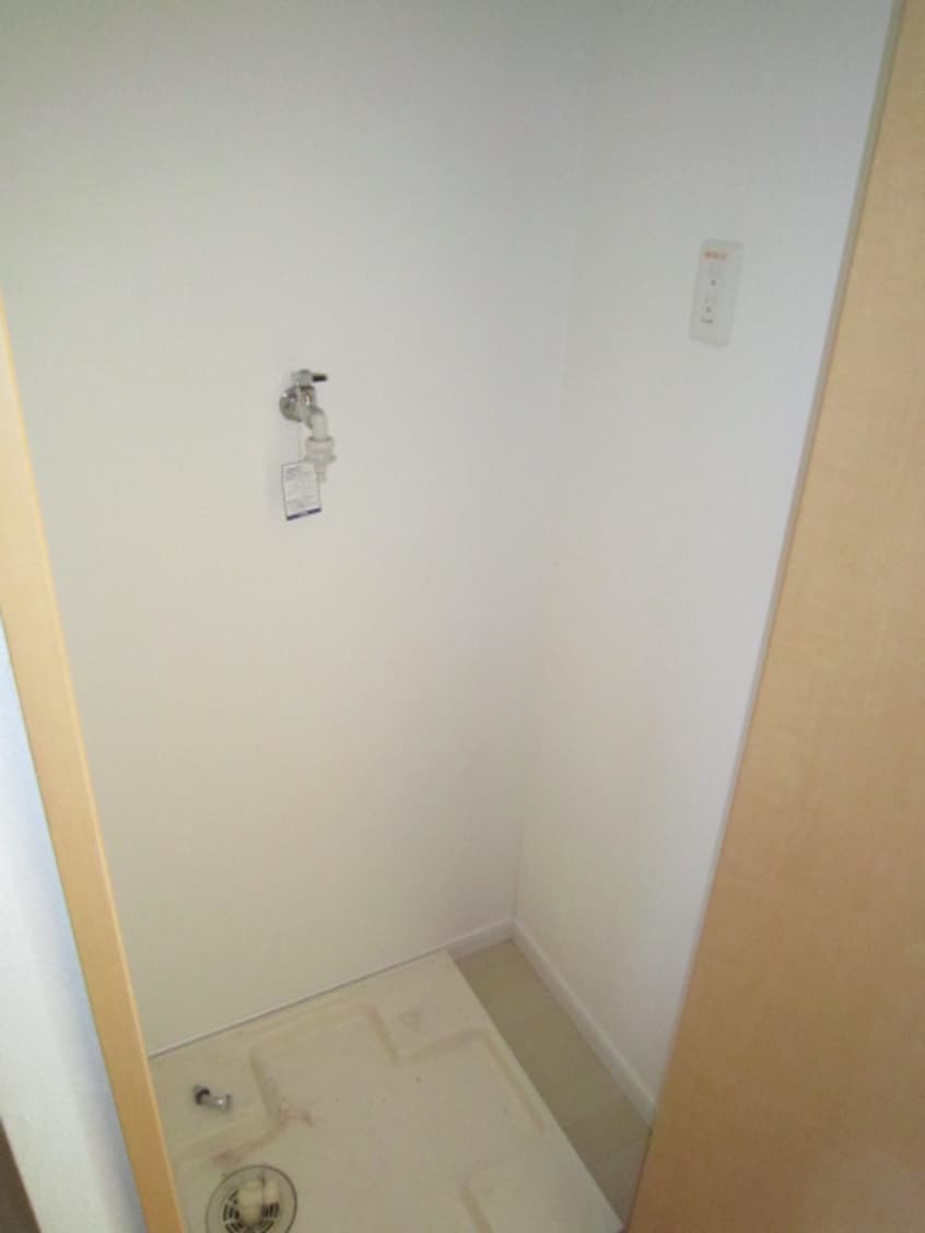 洗濯機置場 グランビュ－新百合ヶ丘