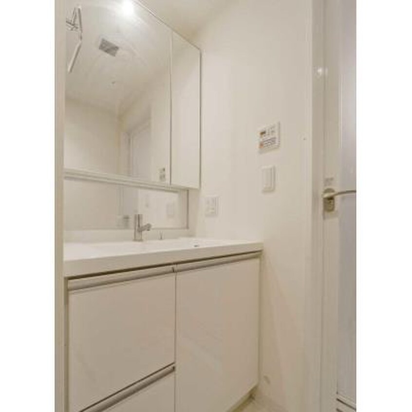 洗面 THE TOKYO TOWERS MID TOWER(9F)