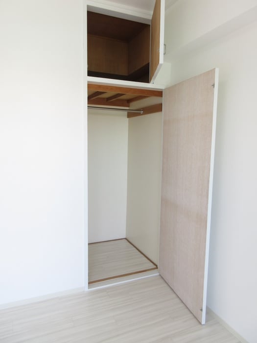 収納 第六三井ビル