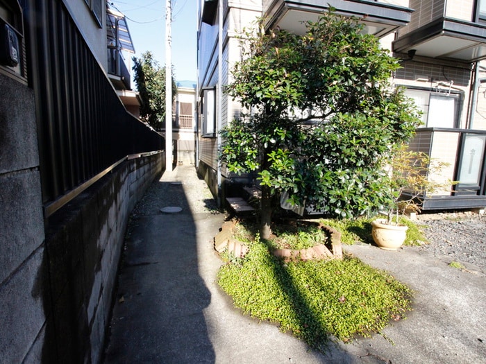 エントランス部分 ガーデン・タマガワ