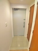 玄関 ドゥーエ大宮