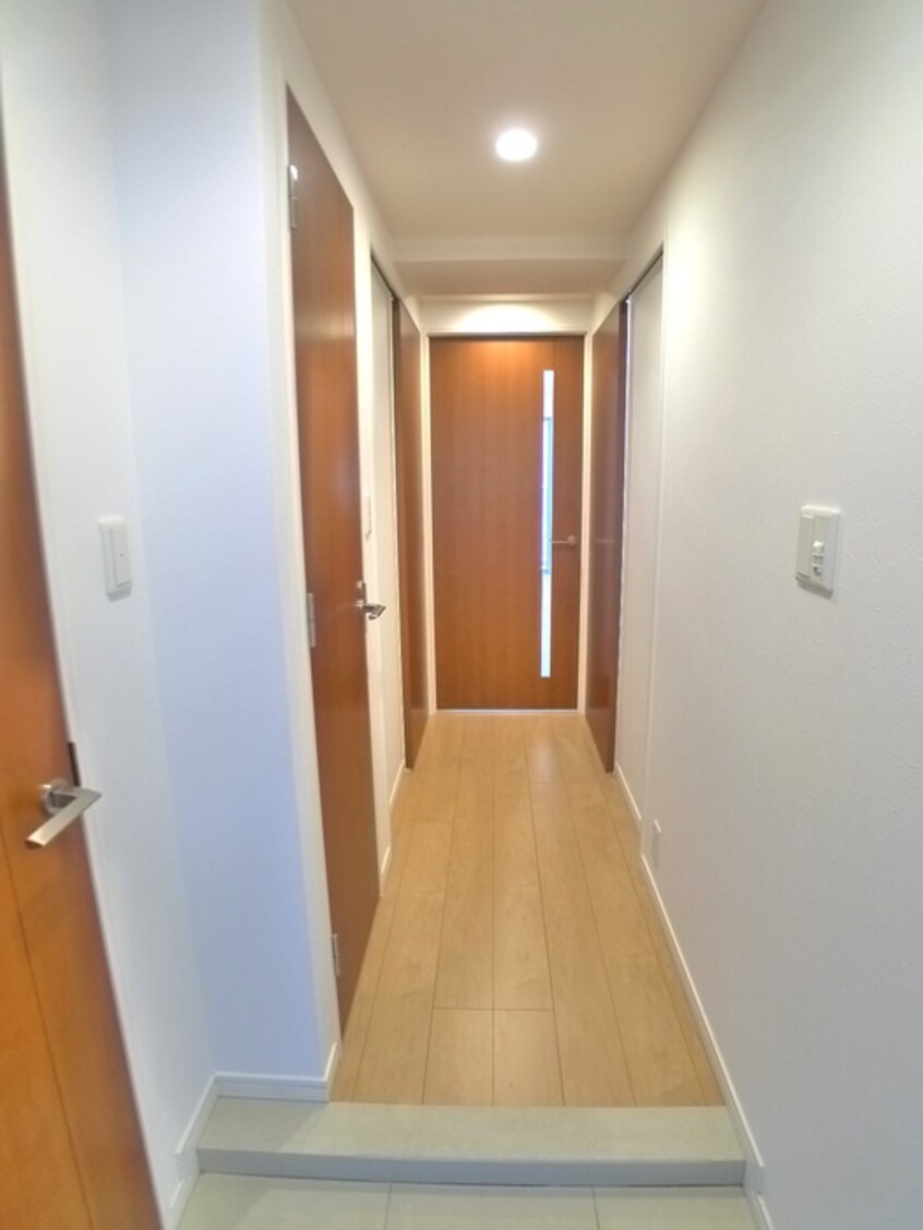 廊下 ドゥーエ大宮