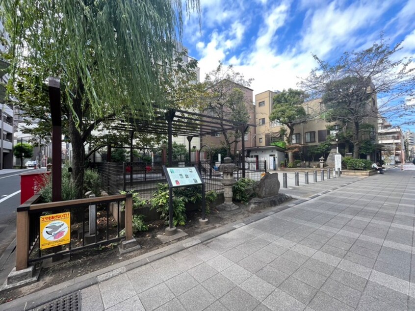 物件(公園)まで52m アンファンテーヌ