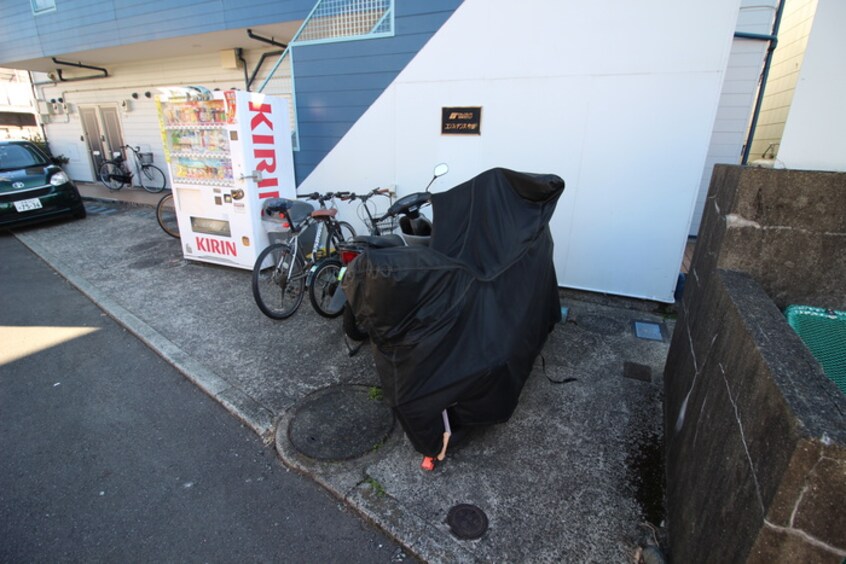 バイク置き場 コンフィデンス町田