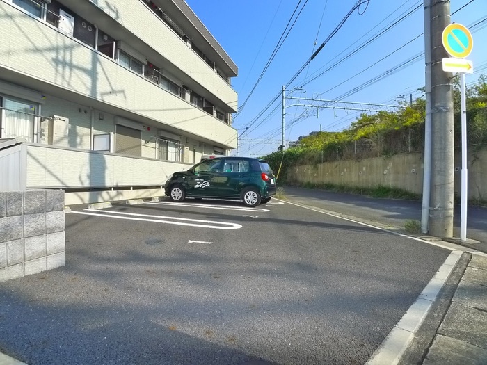 駐車場 メゾン　ド　シュシュ