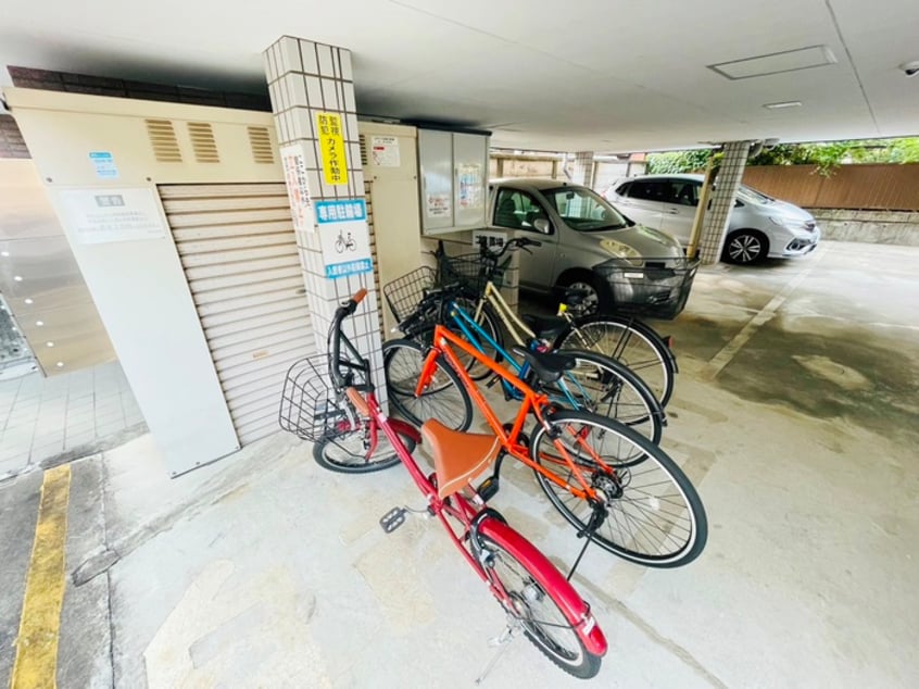 駐輪場 ジャパネ