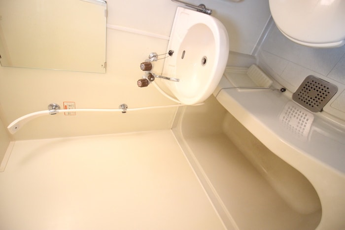 バス／シャワールーム等 クリスタルマンション