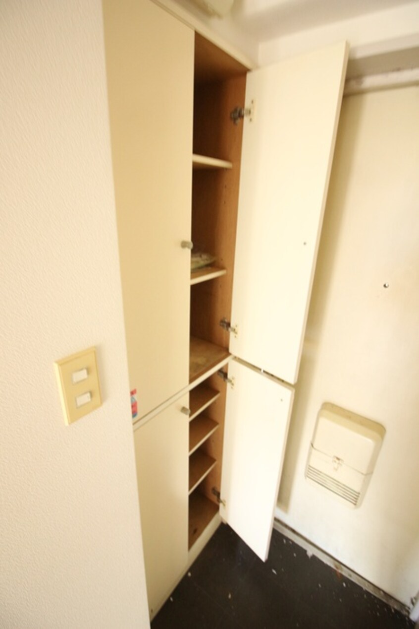 靴箱 クリスタルマンション